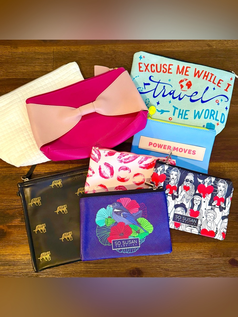 8X Make Up Bag Bundle - Elizabeth Arden So Susan Variety SUMMER STEAL Purse
